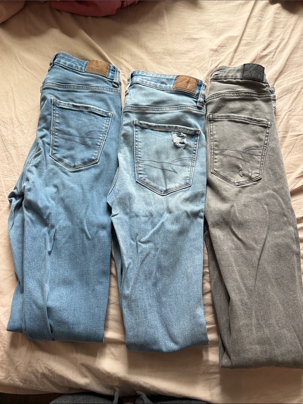 American Eagle Outfitters Women’s Skinny Jeans in Light Blue and Gray - Picture 2 of 12